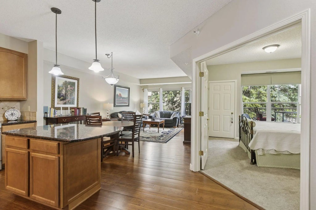 3800 85th Avenue N 214, Brooklyn Park