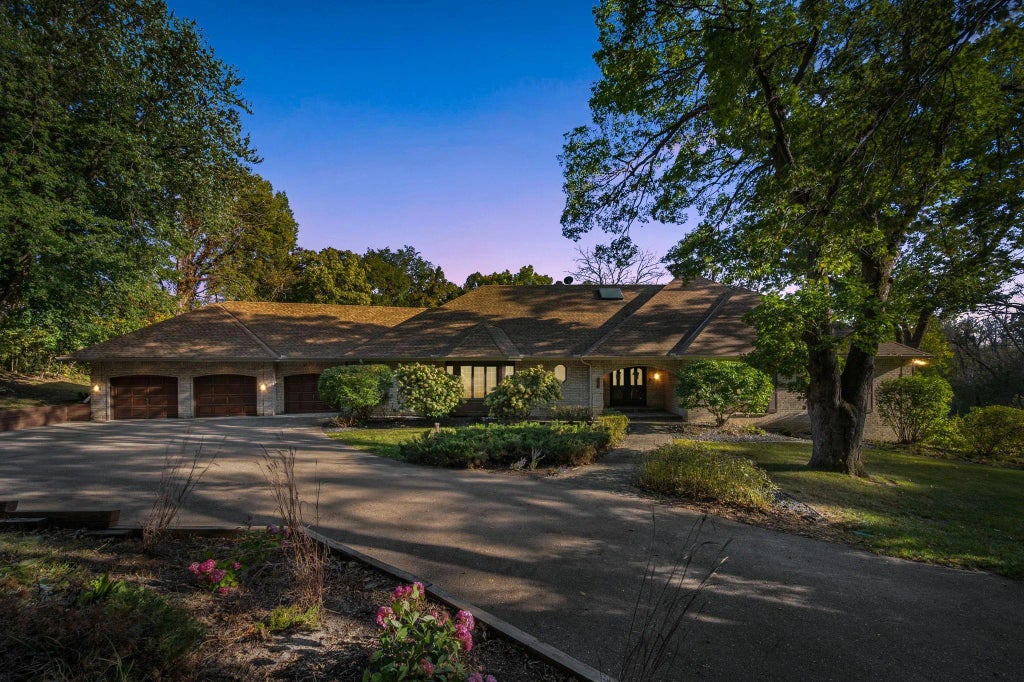 350 Ruann Road, Orono