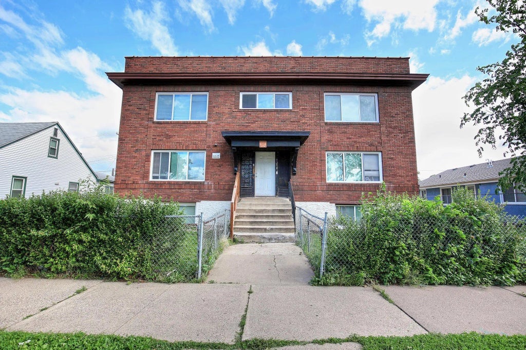 929 Aurora Avenue, Saint Paul