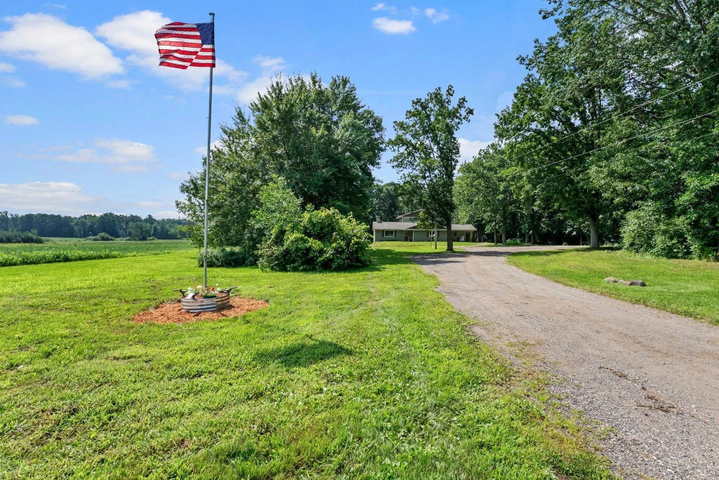 1945 130th Avenue, Mora