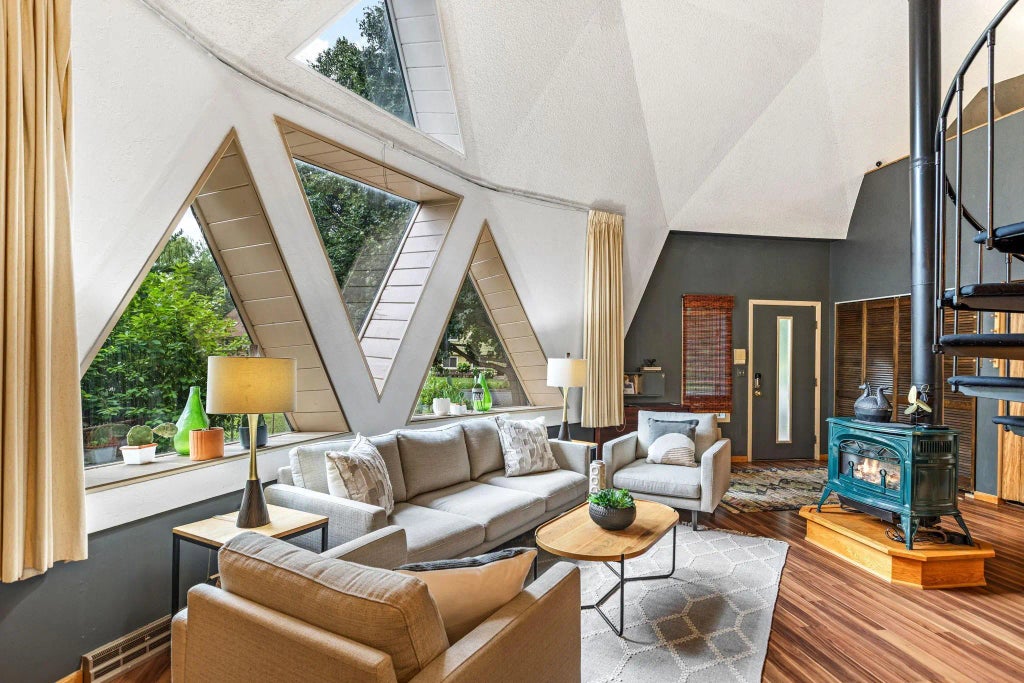 5146 Newton Avenue N, Minneapolis