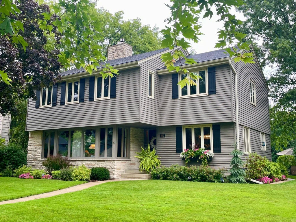 602 6th Avenue Sw, Austin