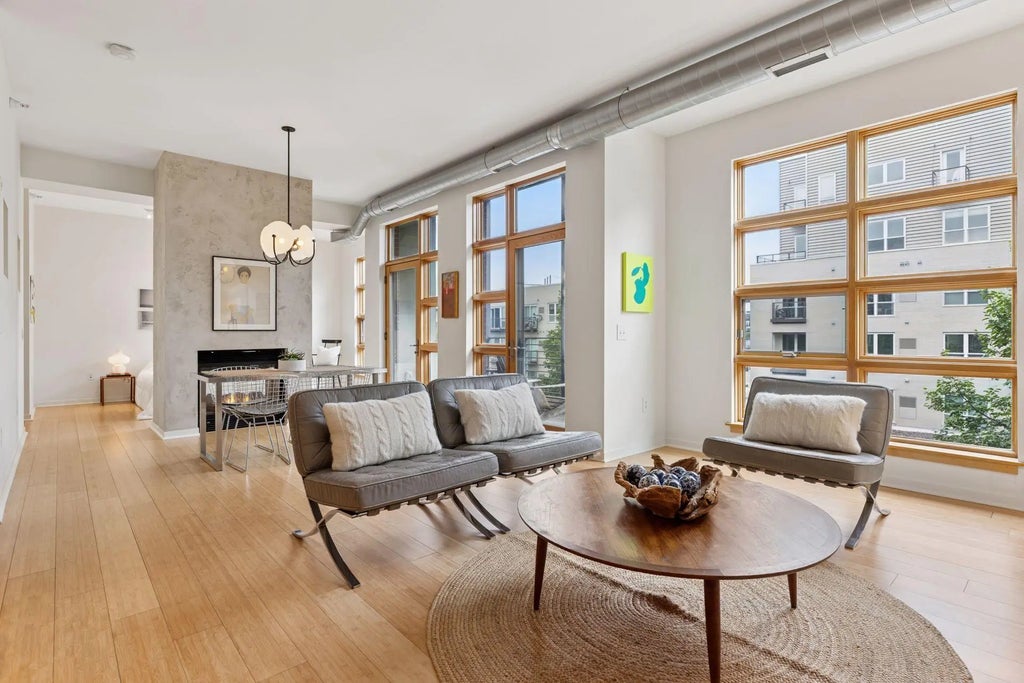 2840 Bryant Avenue S E303, Minneapolis