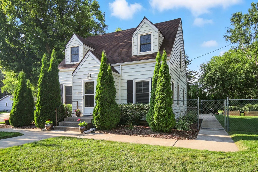 358 18th Street Sw, Owatonna