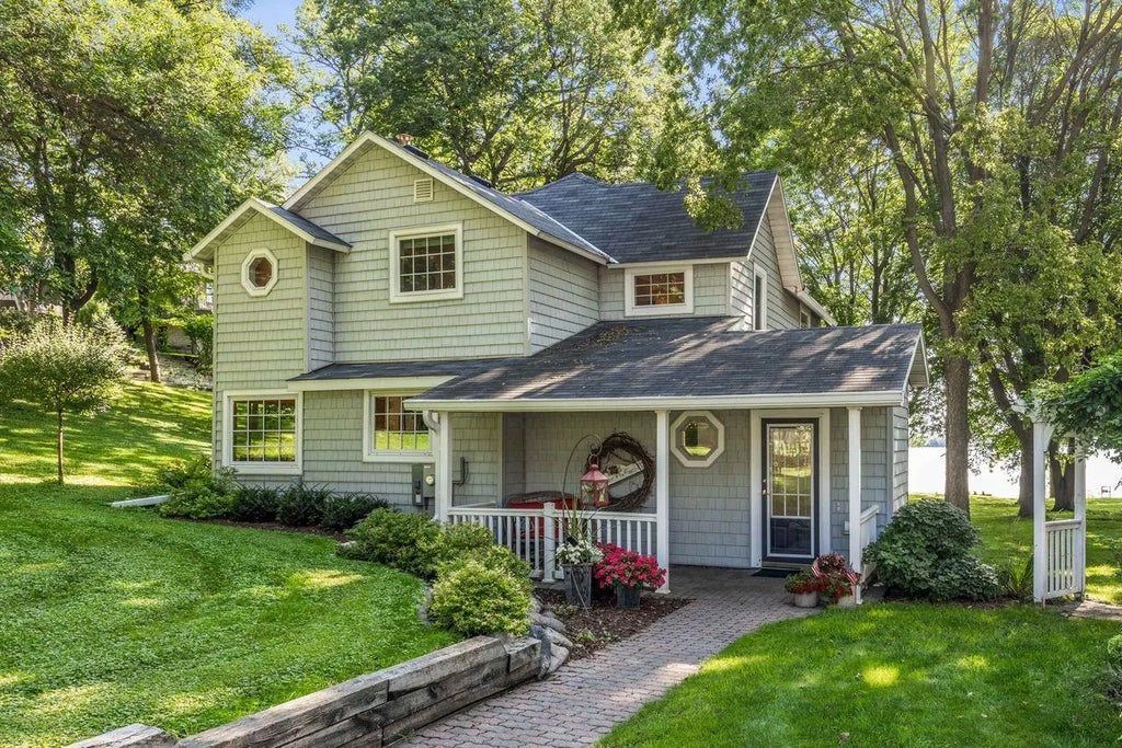 6911 Highway 71 Ne, Willmar