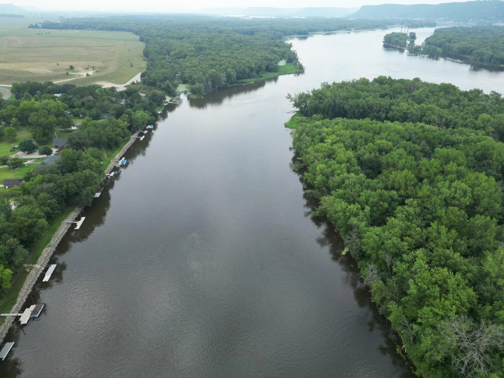 12868 622nd Street, Greenfield Twp