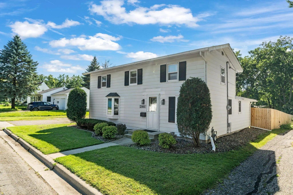 246 Beech Avenue, Owatonna