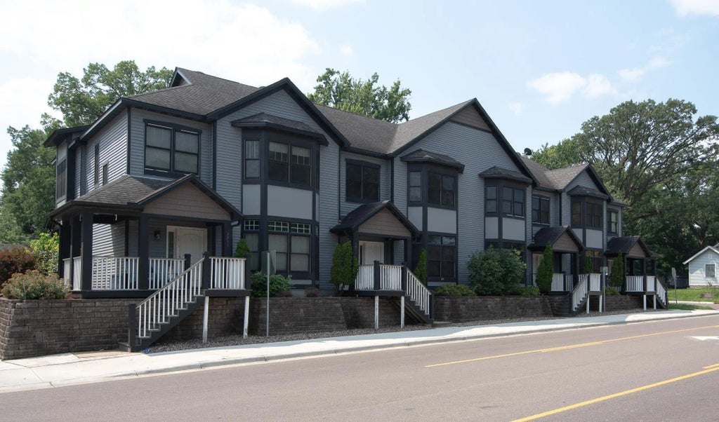 3919 36th Avenue N, Robbinsdale