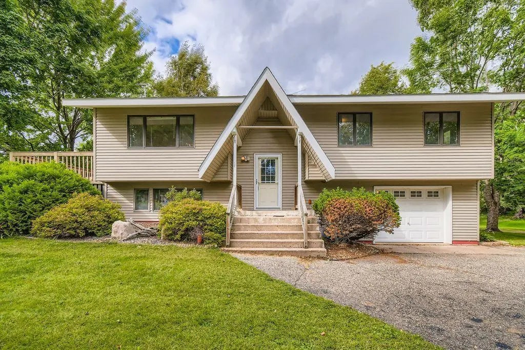 132 Hill Avenue, Star Prairie