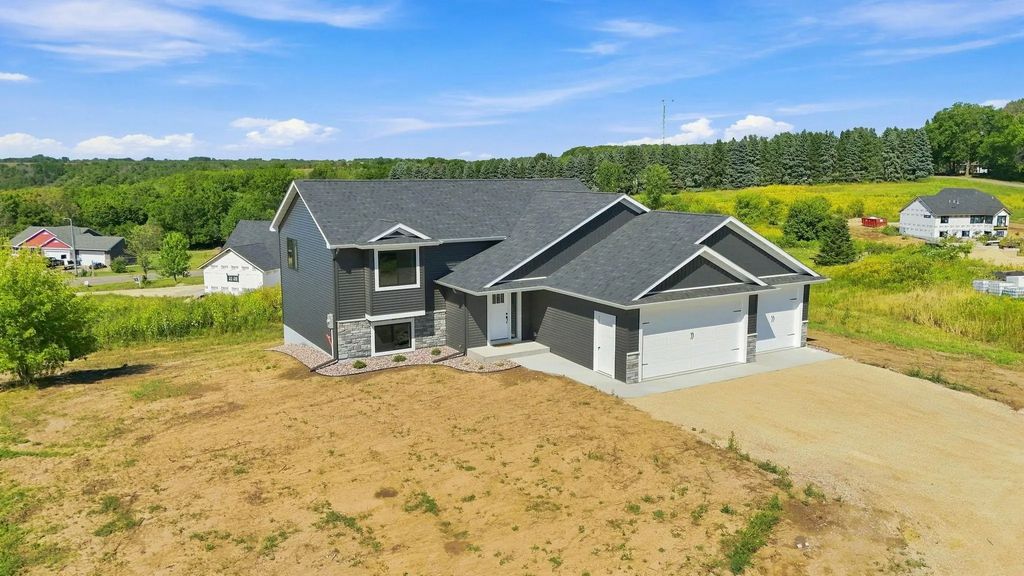 N5170 732nd Street, Ellsworth