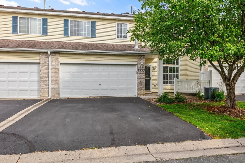 17682 96th Avenue N, Maple Grove