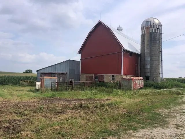 20461 County 8, Fillmore Twp