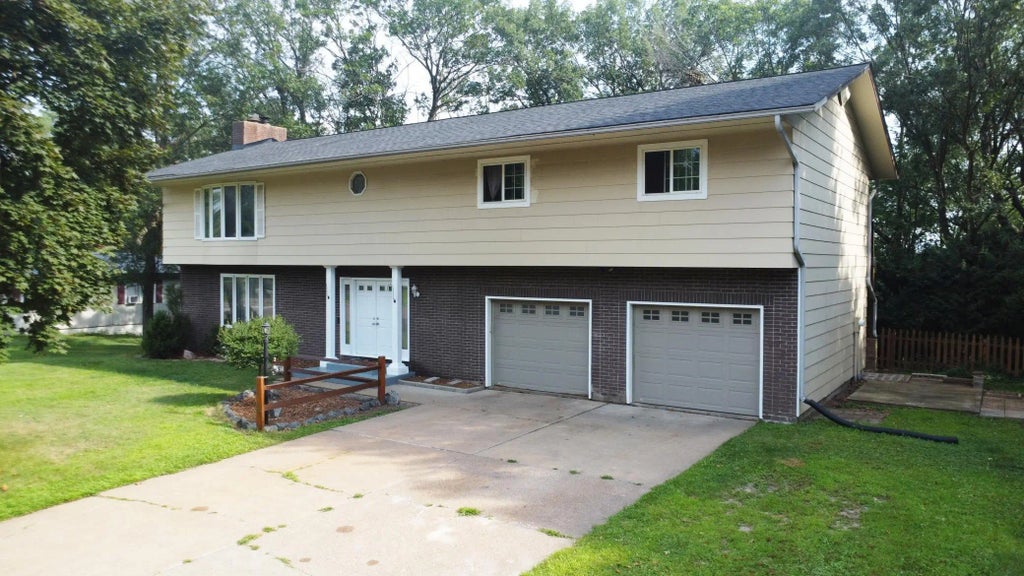 911 Radcliffe Avenue, Altoona