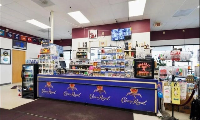 2950 White Bear Avenue N, Maplewood