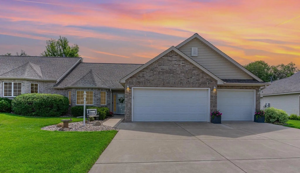 936 Aurora Circle, Red Wing