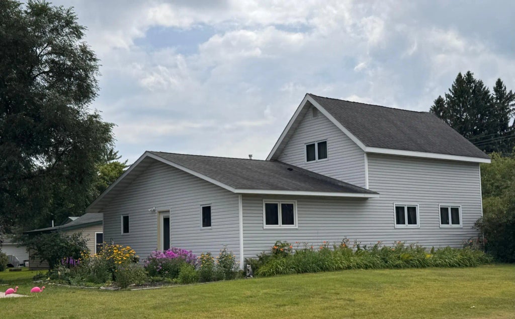 20 Elm Avenue Ne, Menahga