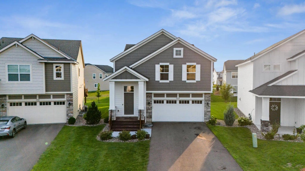 10254 Greystone Circle S, Cottage Grove