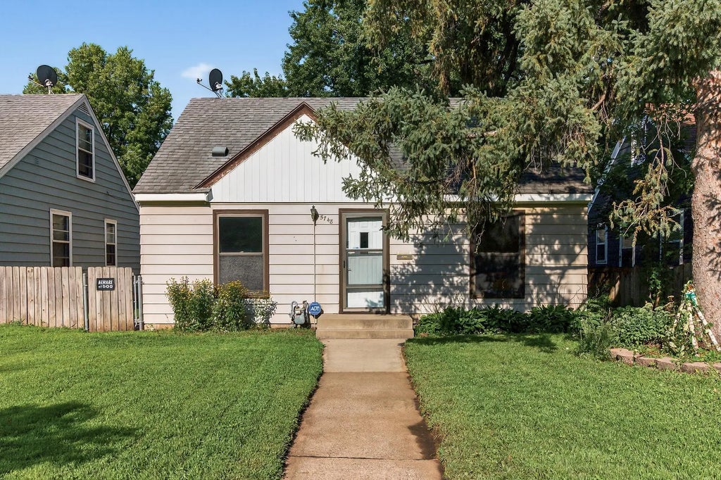 5748 25th Avenue S, Minneapolis
