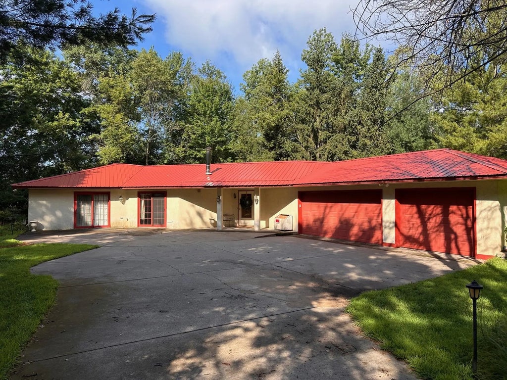 606 Swan Lake Lane Nw, Oak Grove