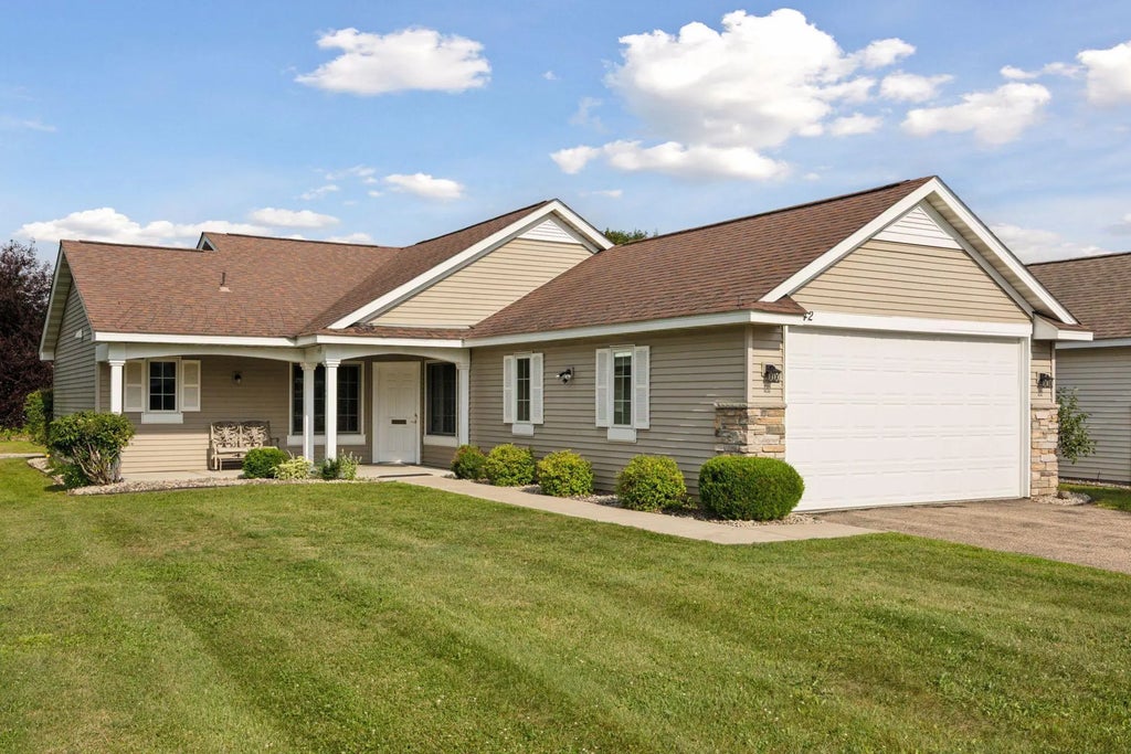 6542 Riverwood Lane, Brooklyn Center