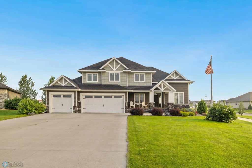 7229 15th Street S, Fargo