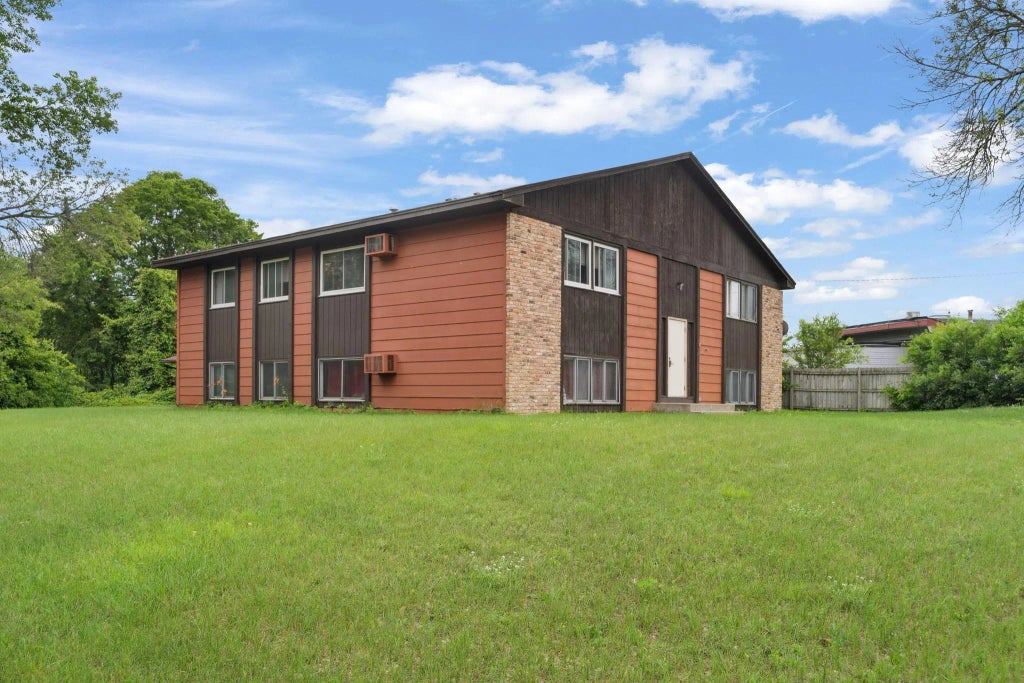 2750 Euclid Avenue, Anoka