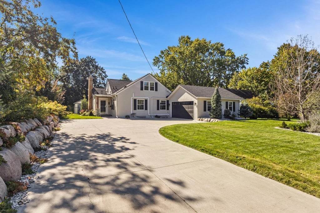 3212 29th Avenue Ne, Saint Anthony