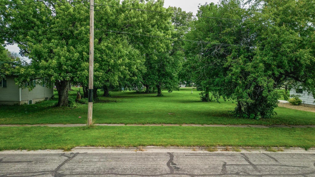 231 3rd Avenue Sw, Winnebago