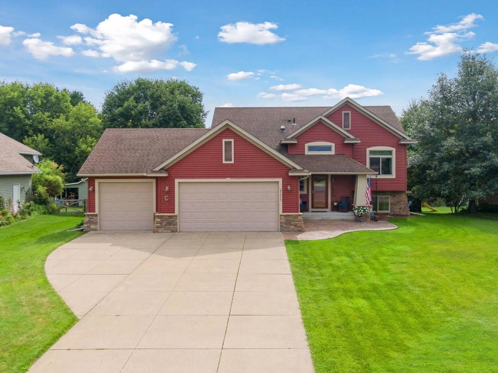 27575 Lacy Avenue, Chisago City