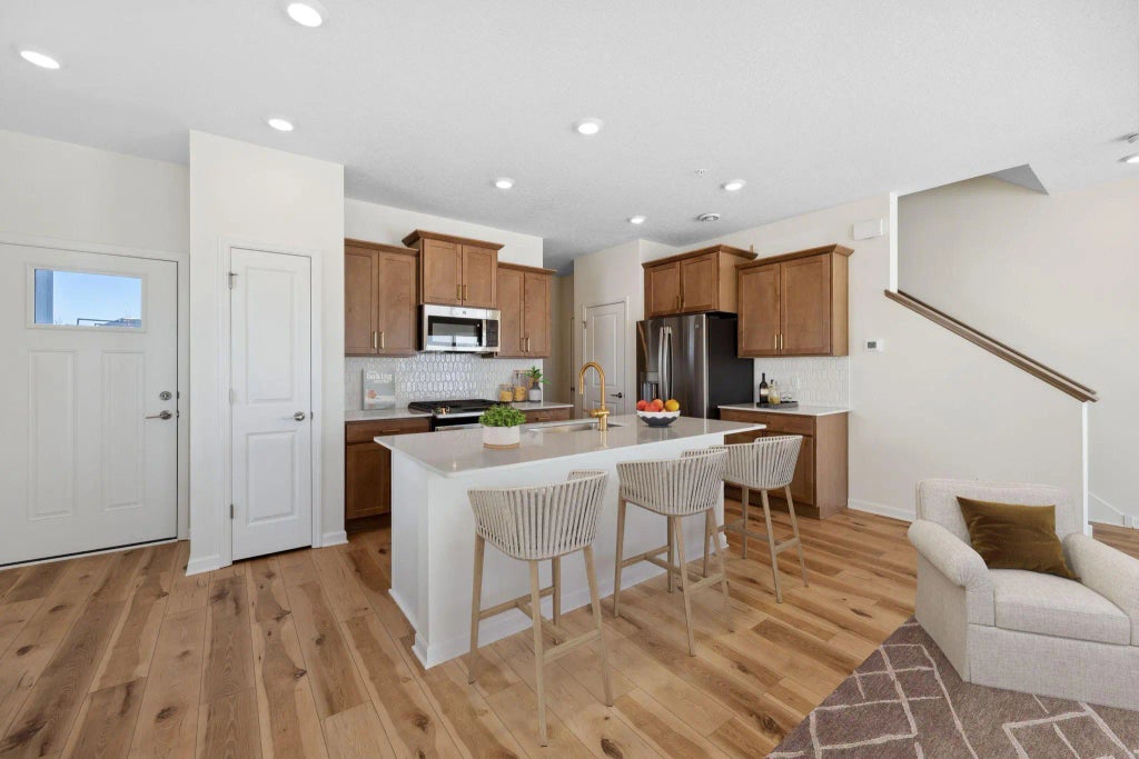 10322 Birchwood Circle, Victoria