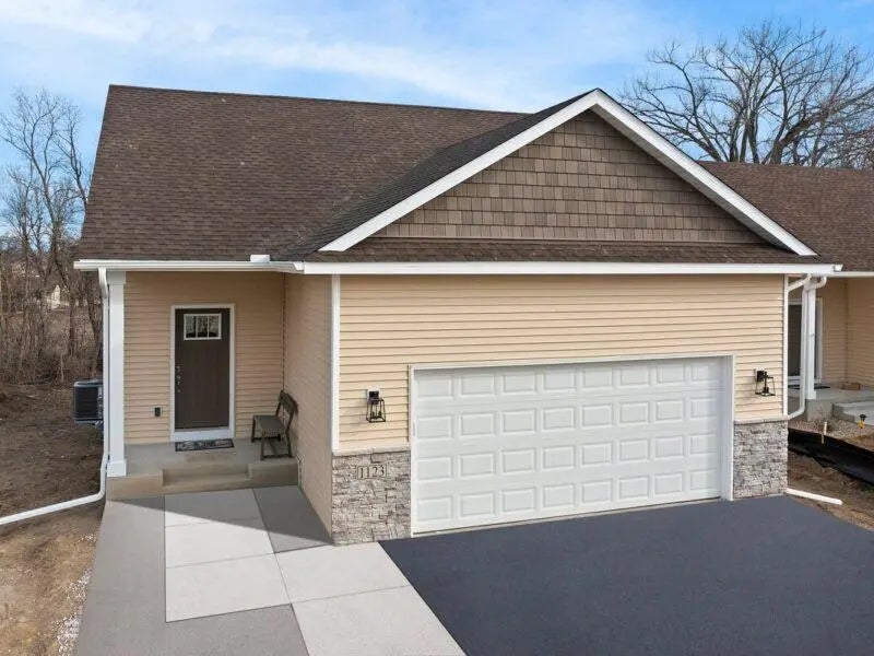 1103 Seurer Street, Elko New Market