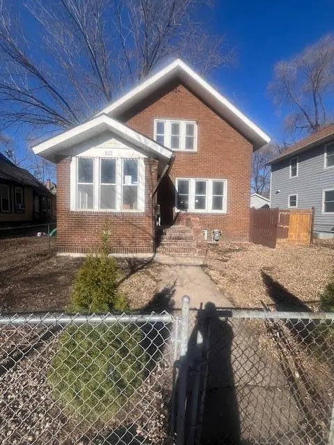 107 Winnipeg Avenue, Saint Paul