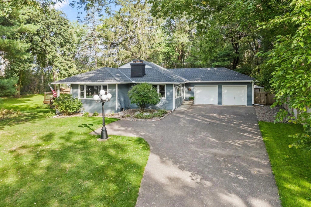 4008 Baker Road, Minnetonka