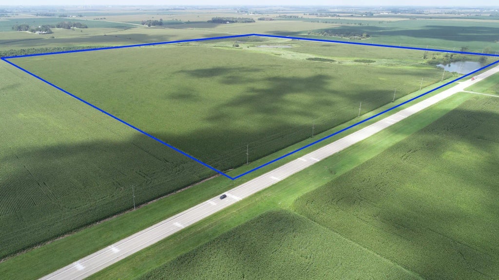 Xxx Hwy 63 South, Spring Valley