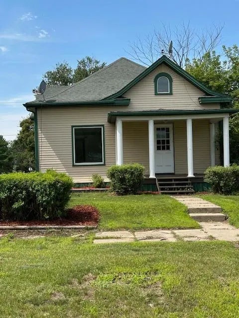 302 Cedar Avenue Nw, Cass Lake