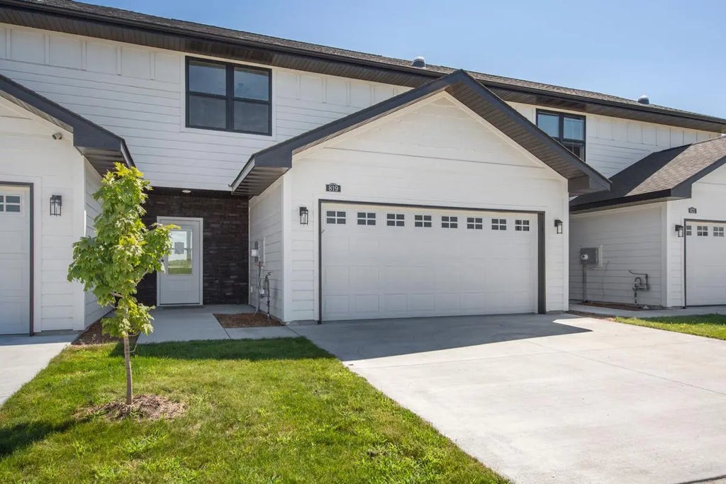 819 Viburnum Street, Belle Plaine