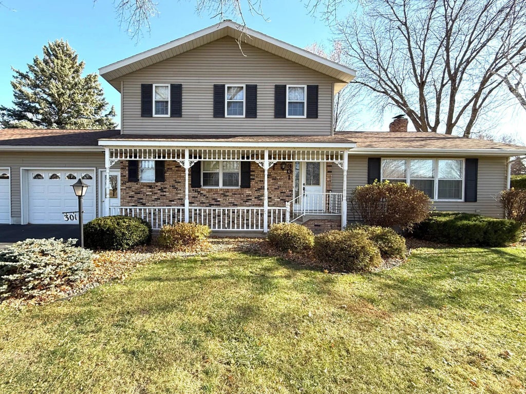 301 Birch Street, Lucan