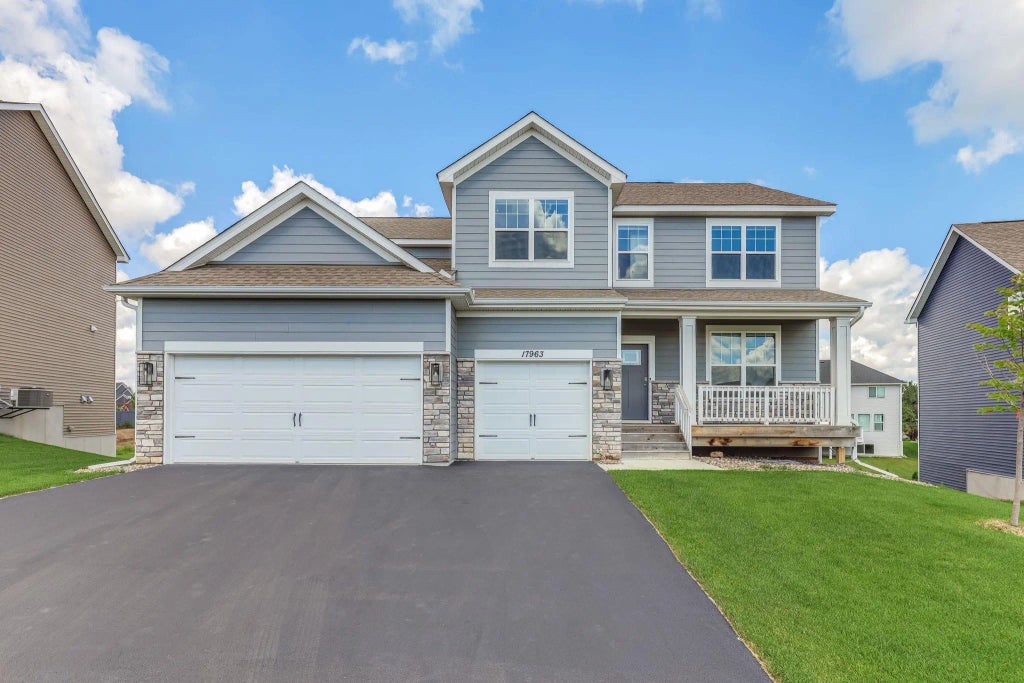 17963 Havana Path, Lakeville