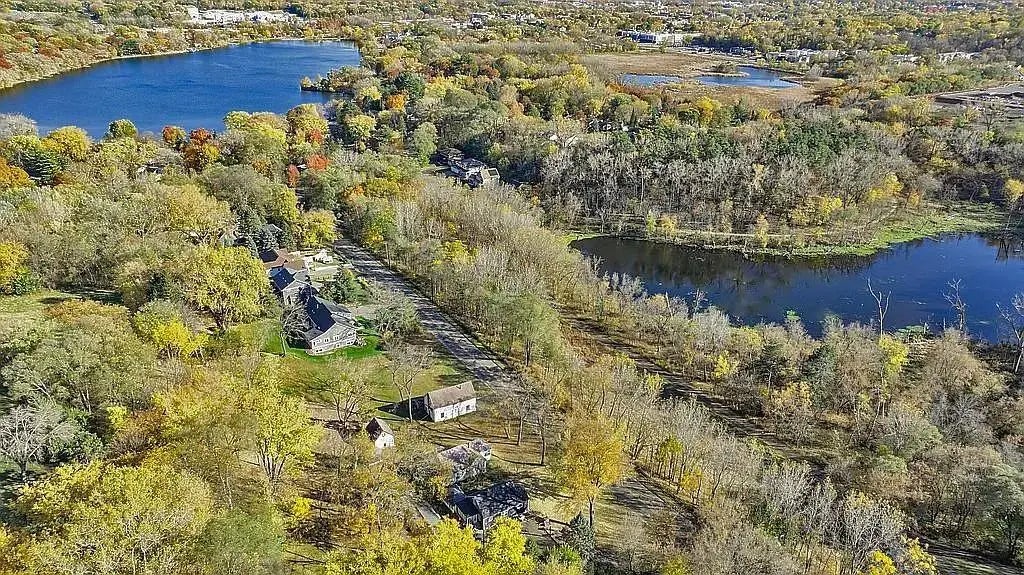 57x Roselawn Avenue W, Roseville