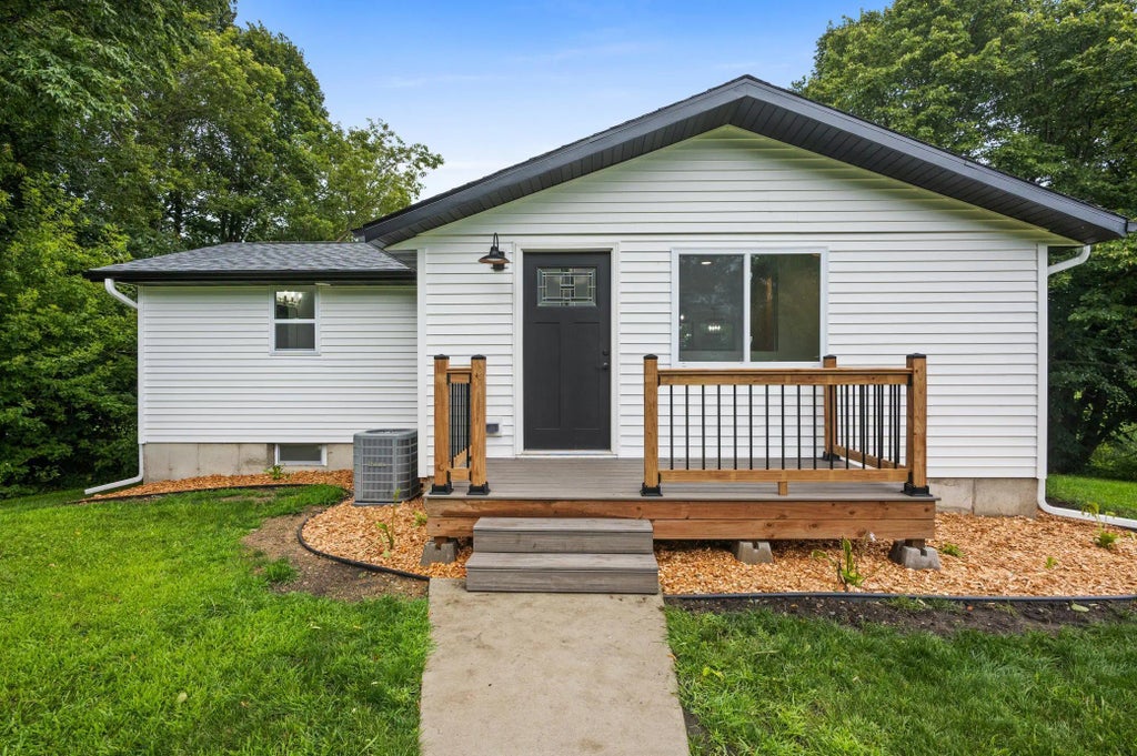 12923 Tanglewood Road Nw, Brandon Twp