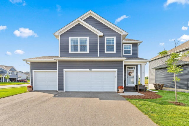 927 Silvercreek Avenue W, Delano