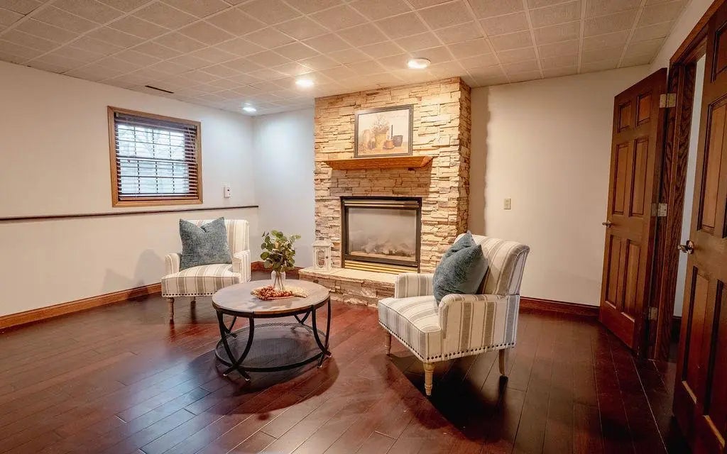 9058 Goldenrod Lane N, Maple Grove