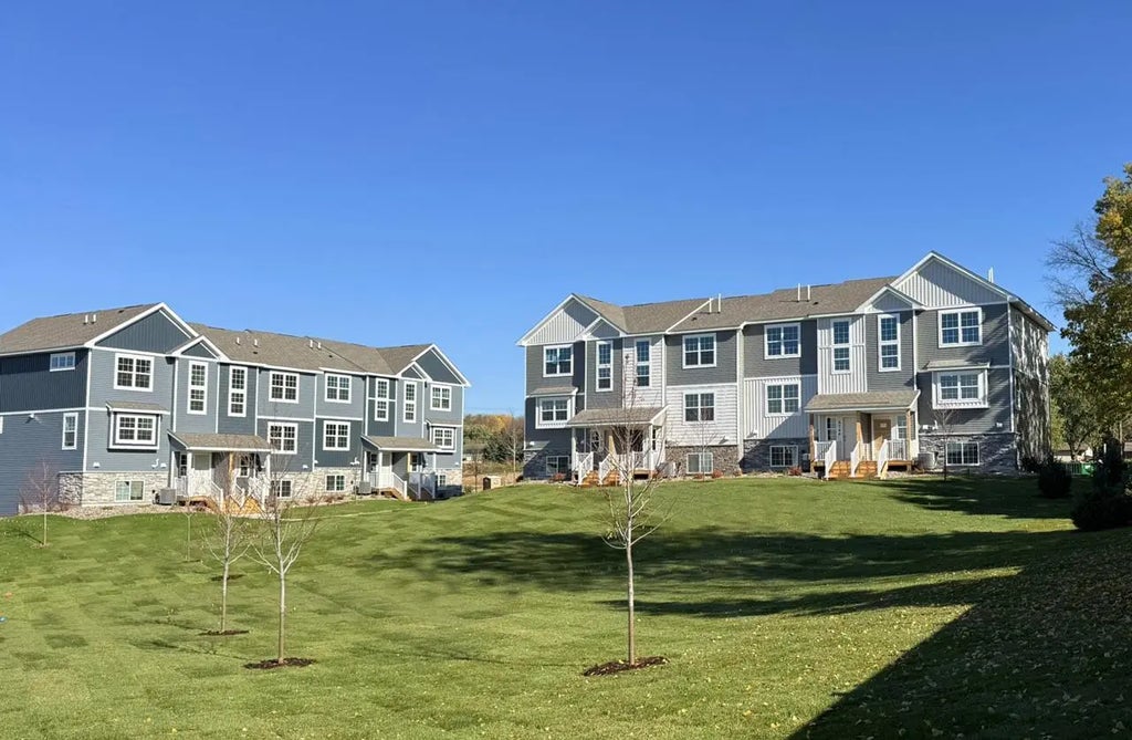 6740 Hinterland Trail S, Cottage Grove