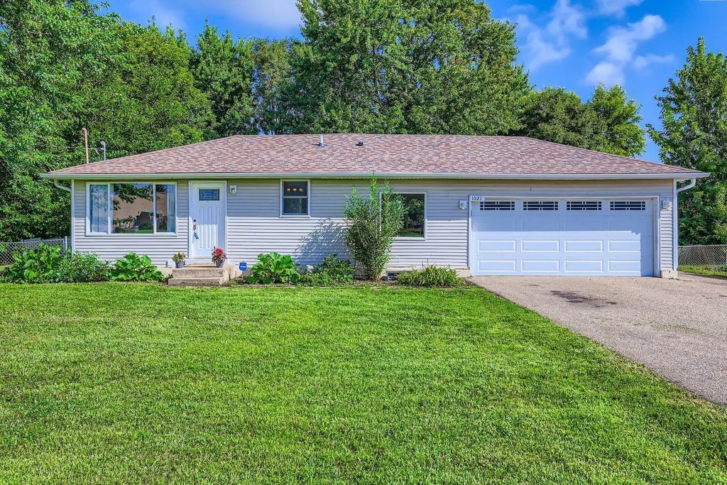 1021 Diffley Road, Eagan