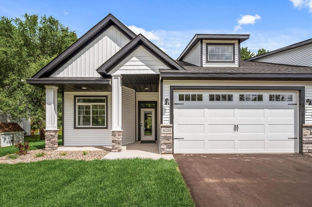 26276 1st Street W, Zimmerman