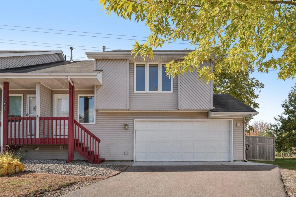 15931 Hyland Pointe Court, Apple Valley