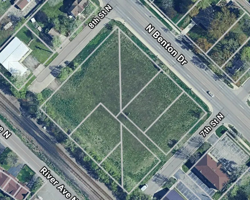 709 N Benton Drive, Sauk Rapids