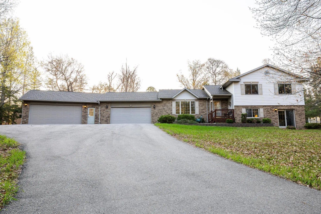 2120 Grotte Avenue Ne, Bemidji