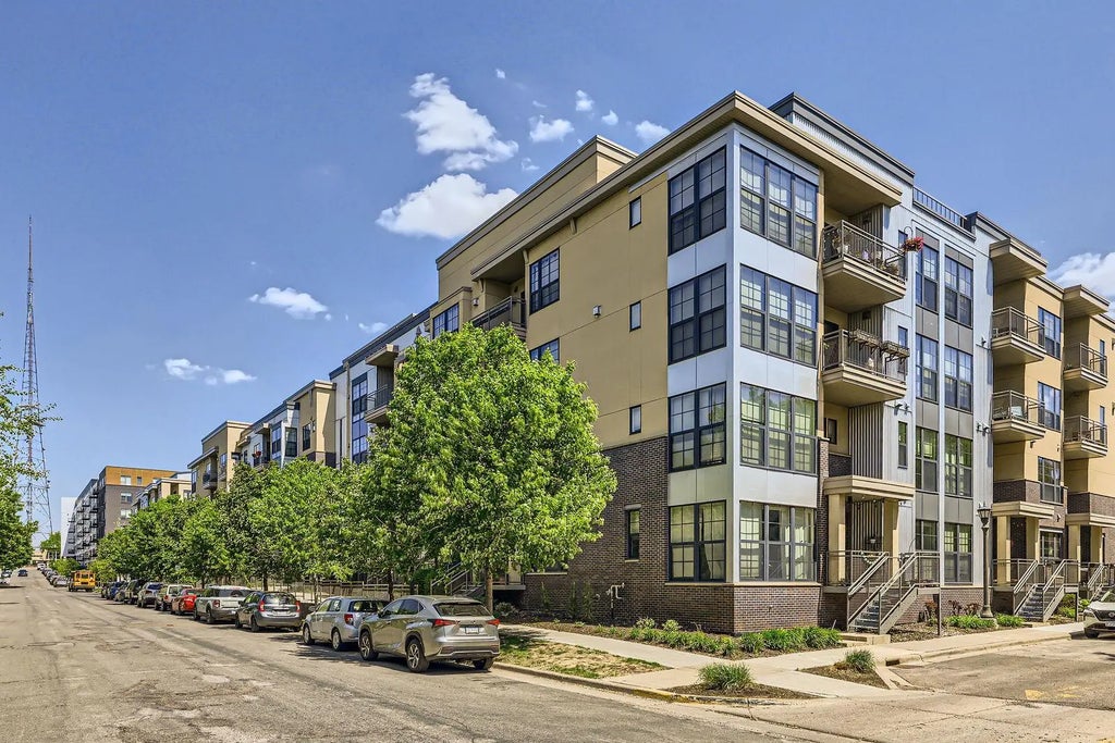 820 Emerald Street 402, Saint Paul
