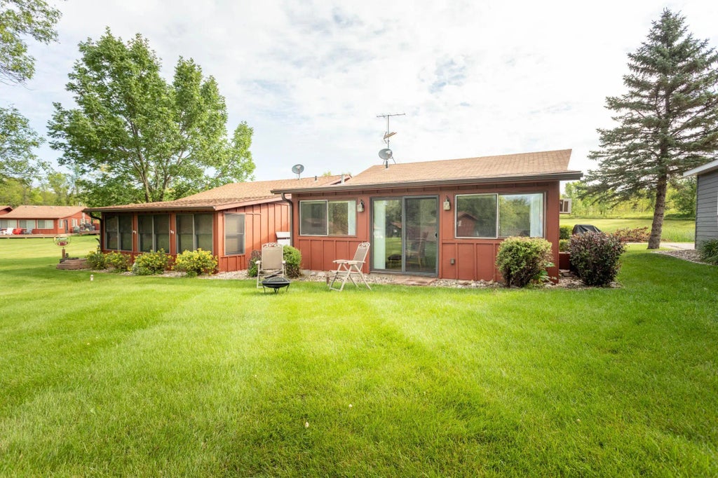 3863 Wahtomin Trail Nw, Alexandria